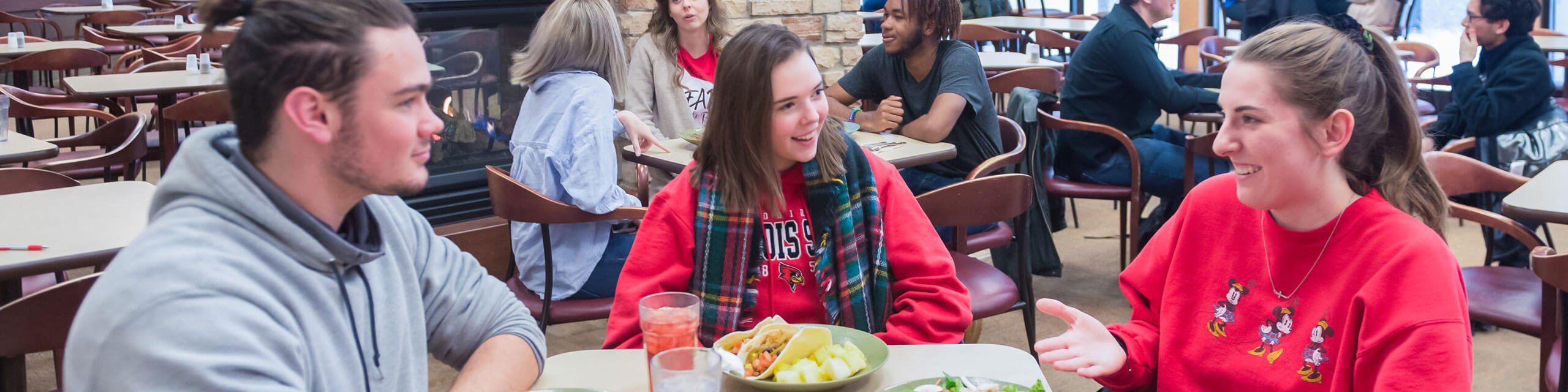 Students dine in Watterson.